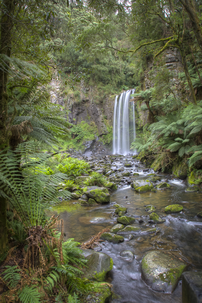 Hopetoun Falls from downstream on the viewing platform