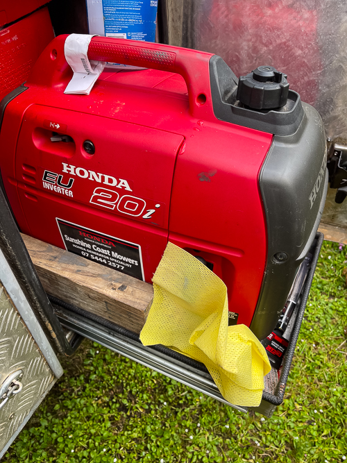 Honda EU20i generator